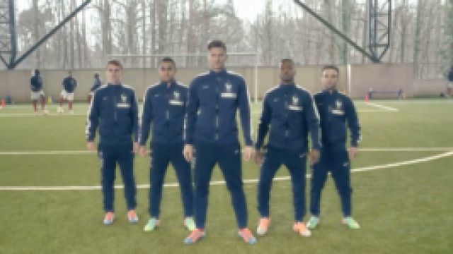 TEDDY EN BLEU - PITCH - agence LES GROS MOTS