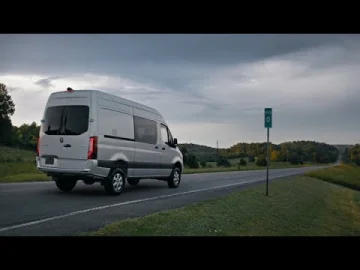 Mercedes-Benz Vans “The Extra Mile” Commercial