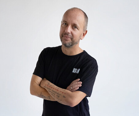 DESIGN PLUS: DDB FRESH WILL TAKE FASHION TO UNEXPECTED PLACES#2