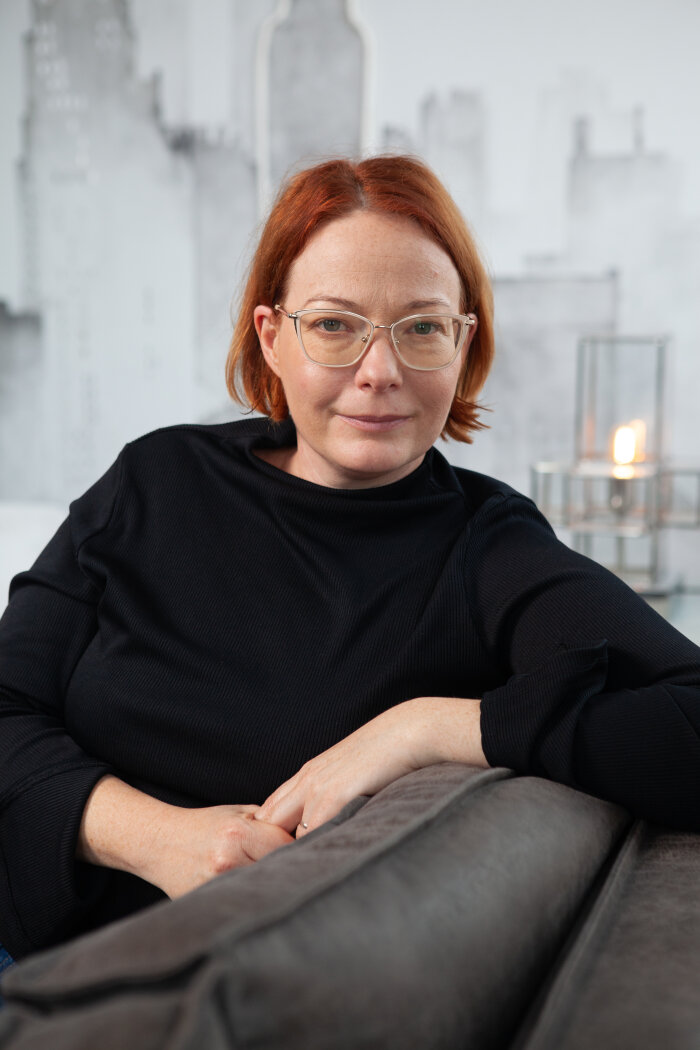 BEHIND THE BYLINES: IRÉN HERMANN#3