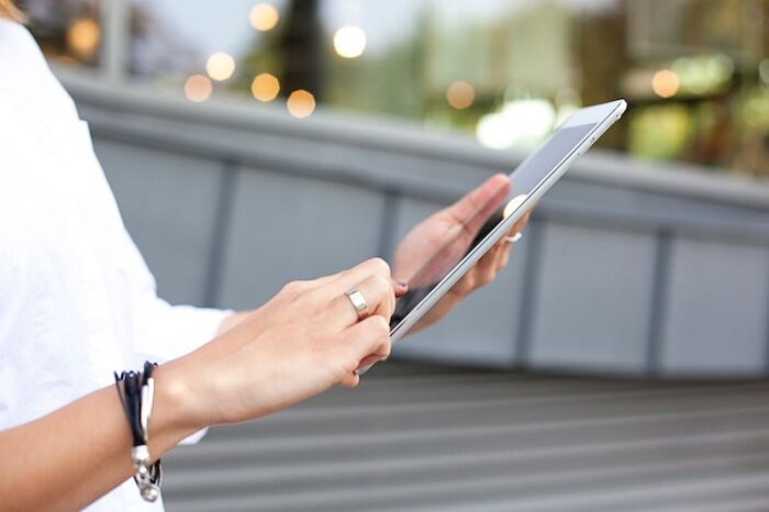 LINES OF WORK: UX/UI DESIGNERS#6